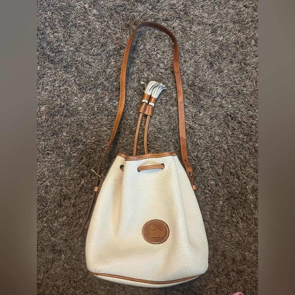 Small bucket bag